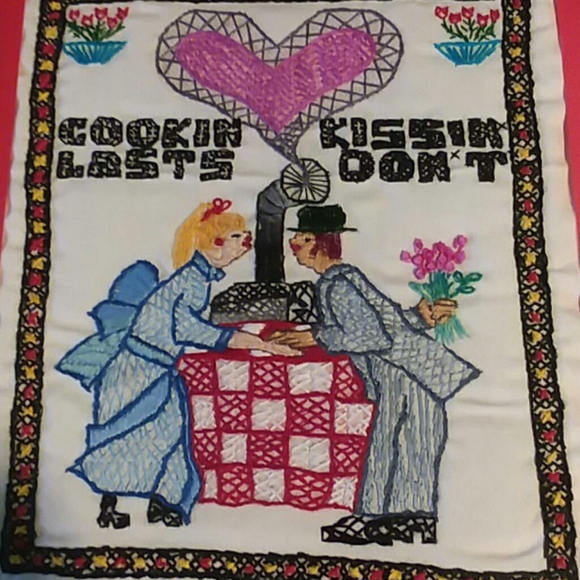 1980 Caron Embroidery - Picture 3 of 5